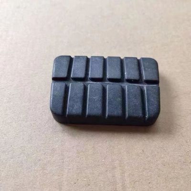 CLUTCH PEDAL RUBBER 46531M3000