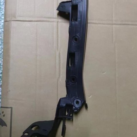 Front bumper bracket L Cayenne 95550504910